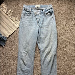 Abercrombie The dad high rise criss cross jeans 6s